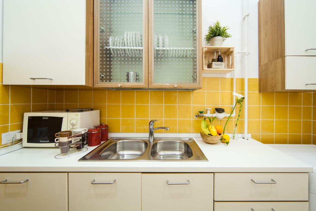 Napoli Centro Suite - Duomo Apartment المظهر الخارجي الصورة