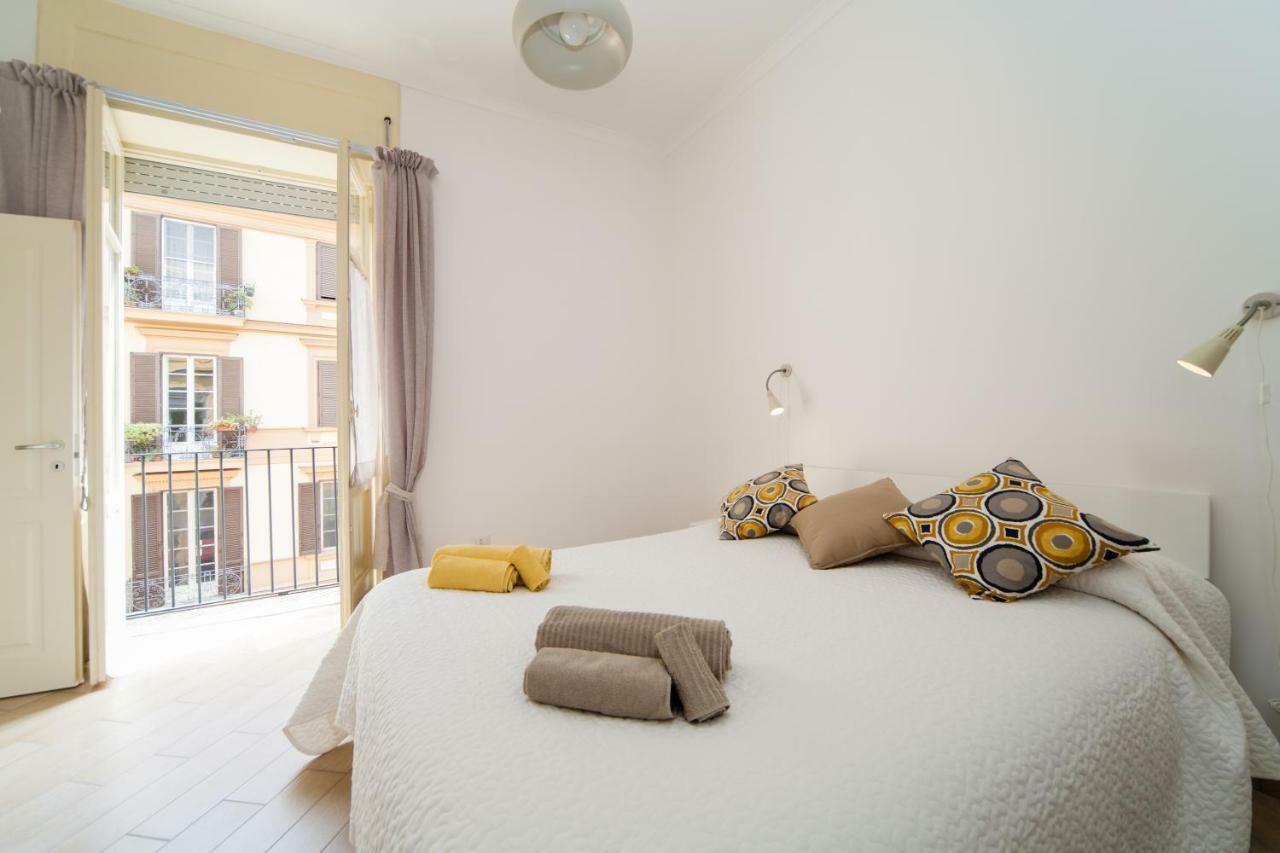 Napoli Centro Suite - Duomo Apartment المظهر الخارجي الصورة