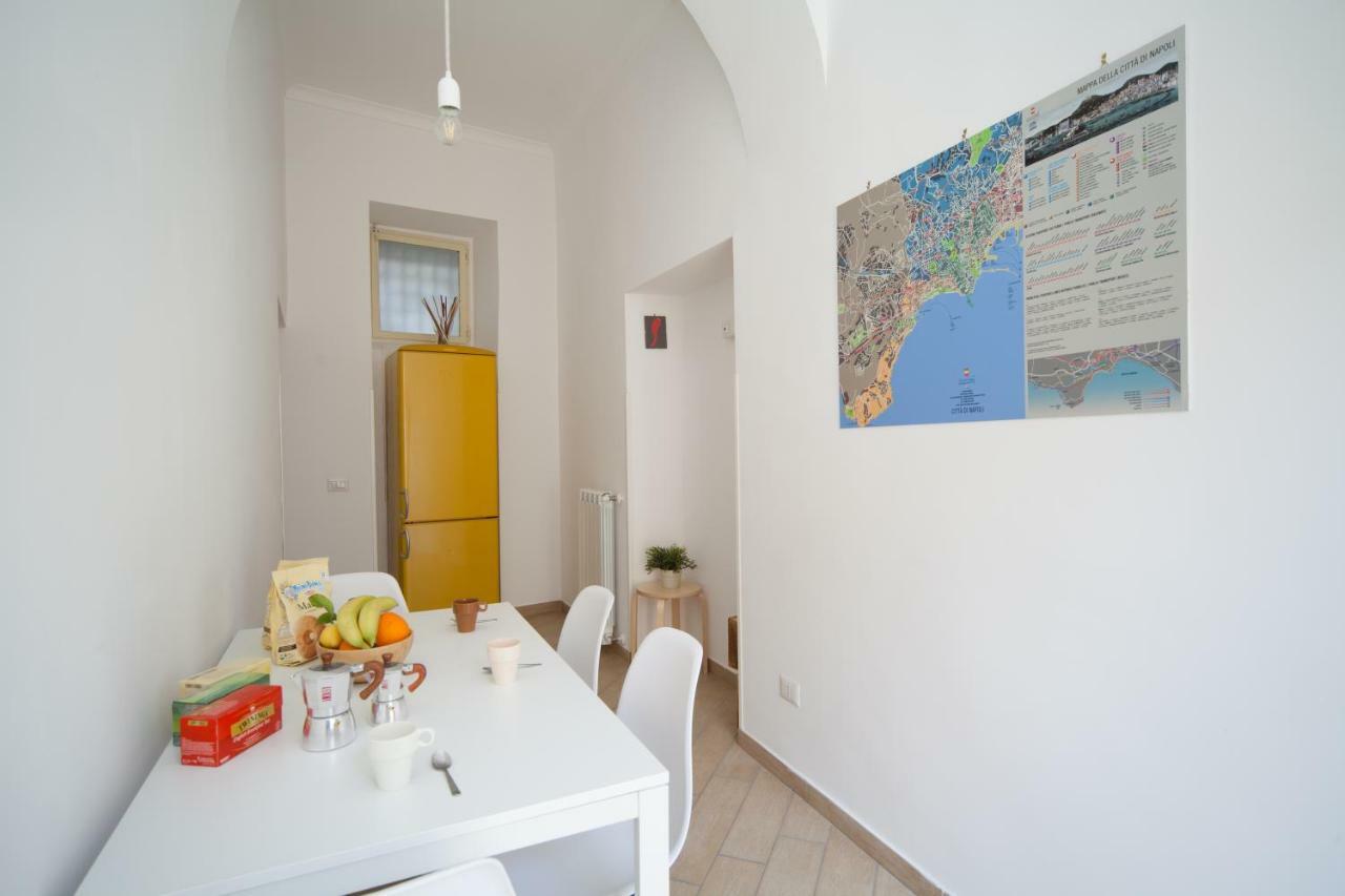 Napoli Centro Suite - Duomo Apartment المظهر الخارجي الصورة